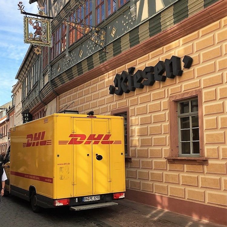 DHL快递运费怎么计算的(DHL快递费用计算方法)